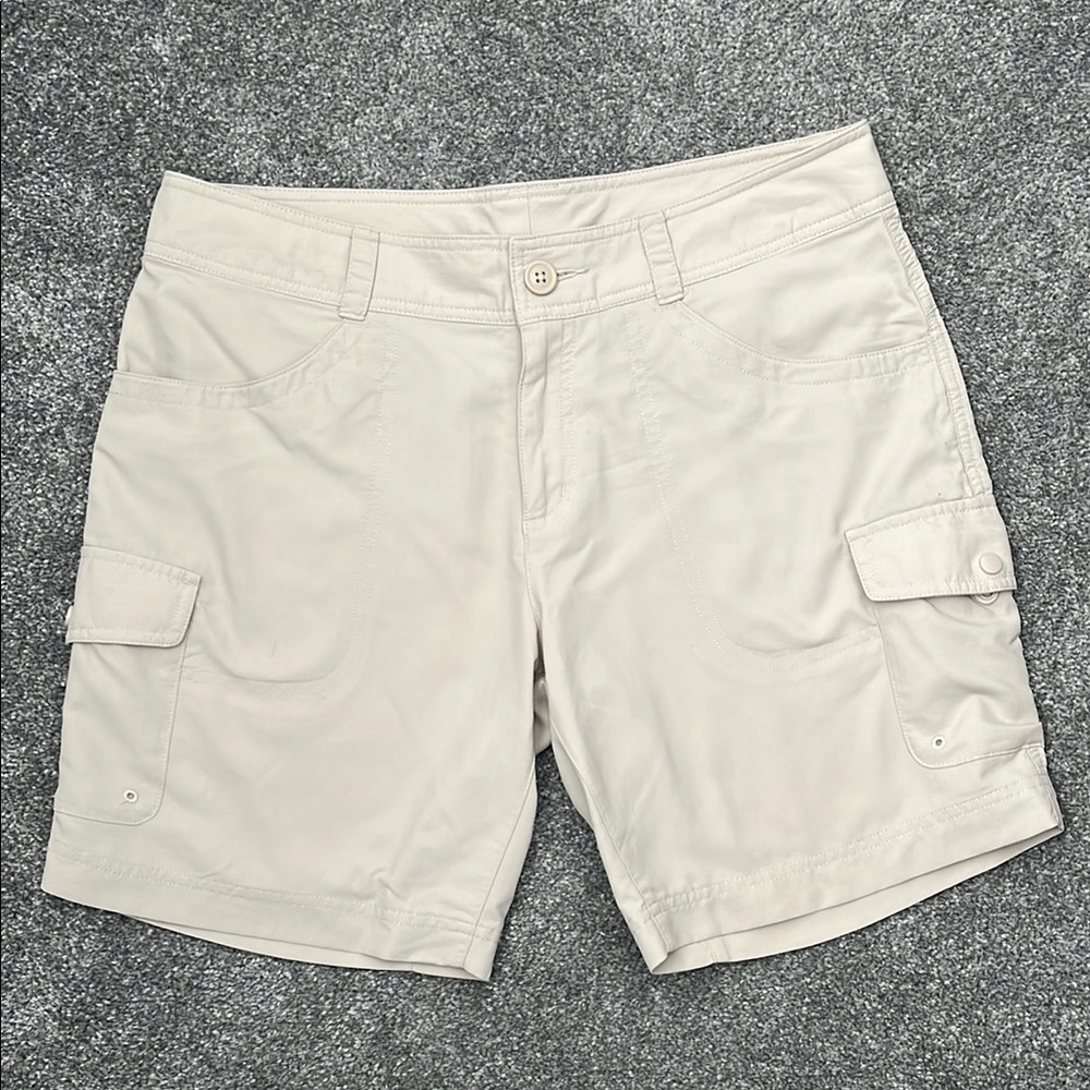 COLUMBIA Omni-Wick Beige Cargo Shorts, Womens 10